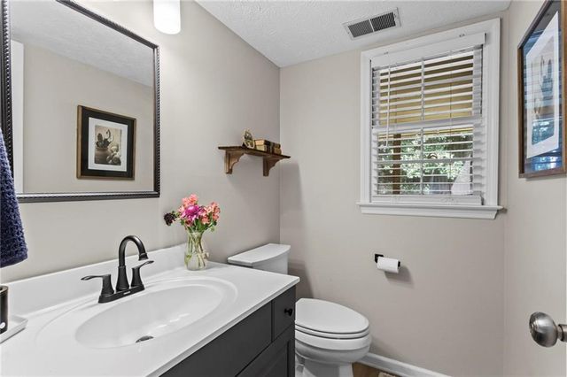 2720 Country Lane, Marietta, GA 30062