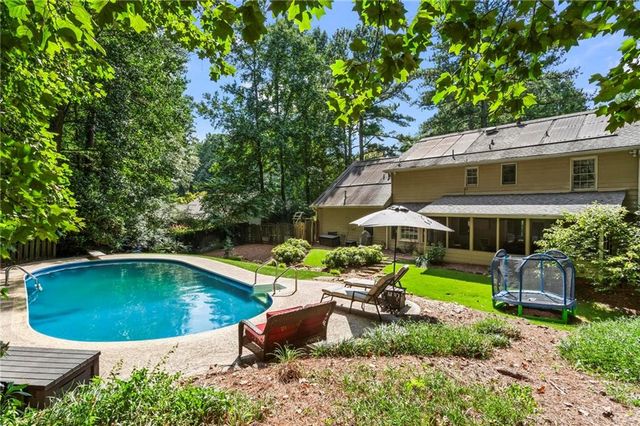 2720 Country Lane, Marietta, GA 30062