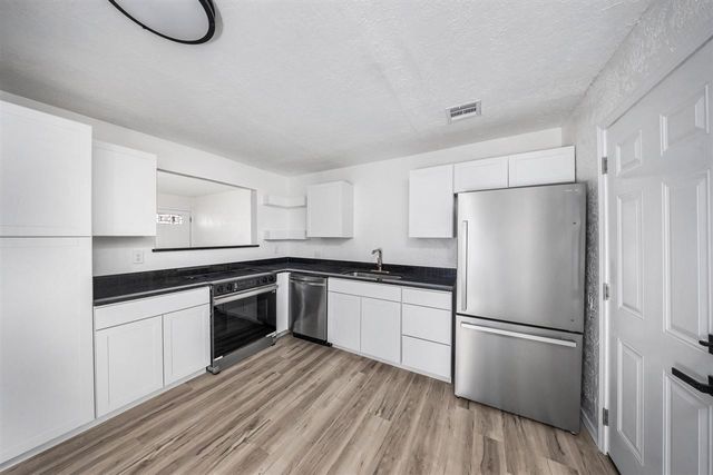 2504 NW 28th, Lawton, OK 73505