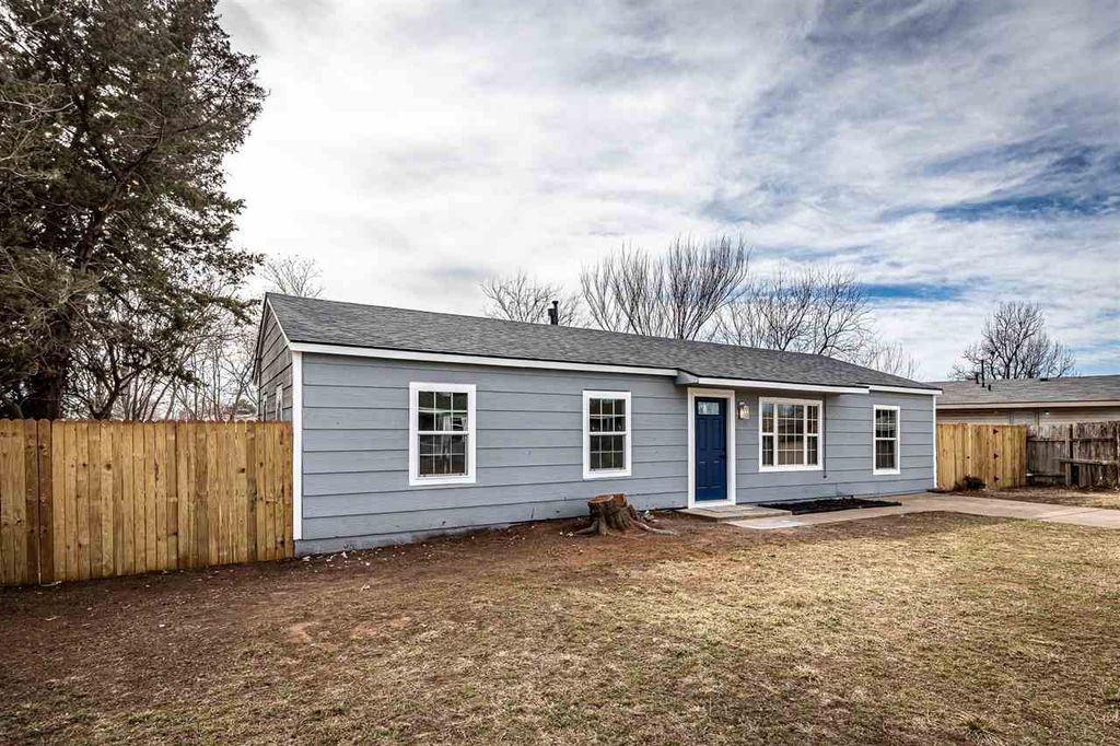 2504 NW 28th, Lawton, OK 73505