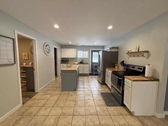 495 S Maple Island Road, Muskegon, MI 49442