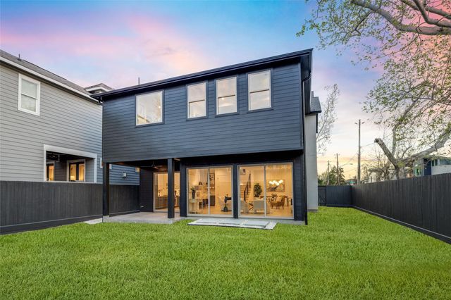 2213 Whitney Street, Houston, TX 77006