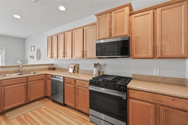 18 JEKYLL Drive 31, Marietta, GA 30066