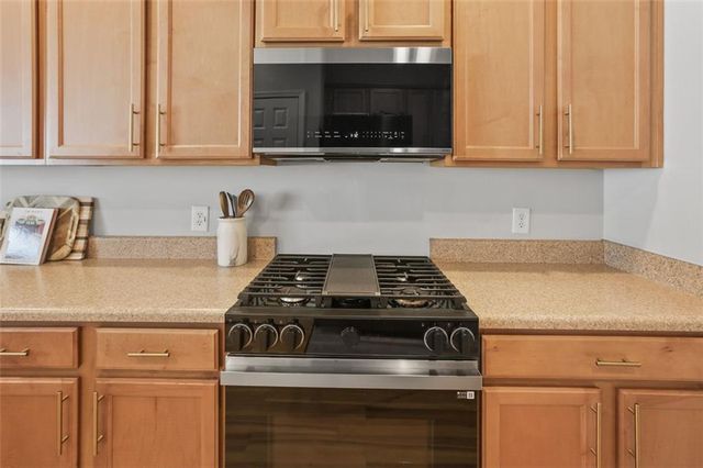 18 JEKYLL Drive 31, Marietta, GA 30066