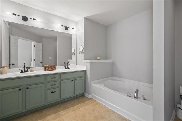 18 JEKYLL Drive 31, Marietta, GA 30066