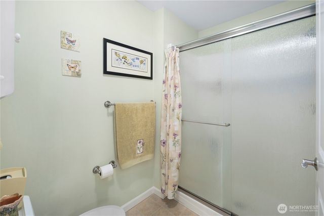 981 E Lakeshore Dr, Allyn, WA 98524