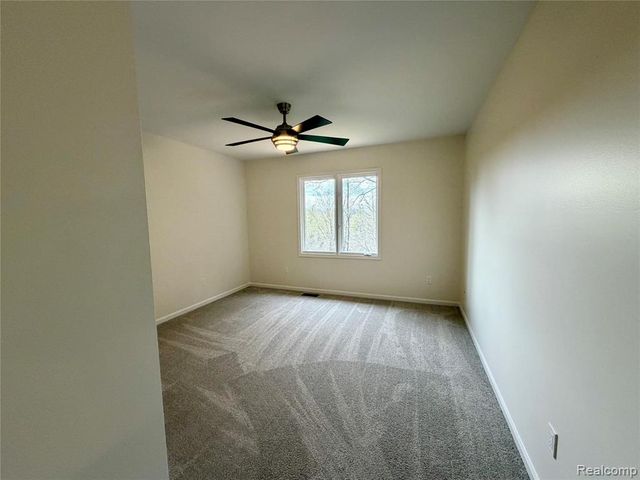 3298 Habitat Trail, Pinckney, MI 48169