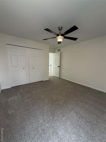 3298 Habitat Trail, Pinckney, MI 48169