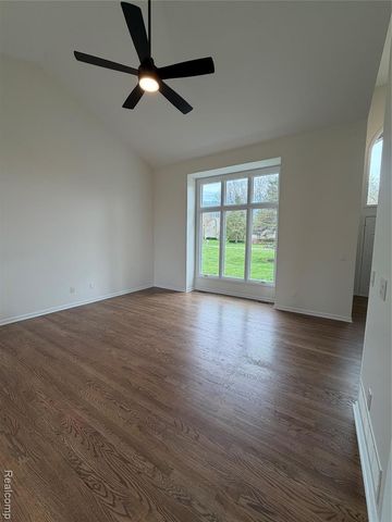 3298 Habitat Trail, Pinckney, MI 48169