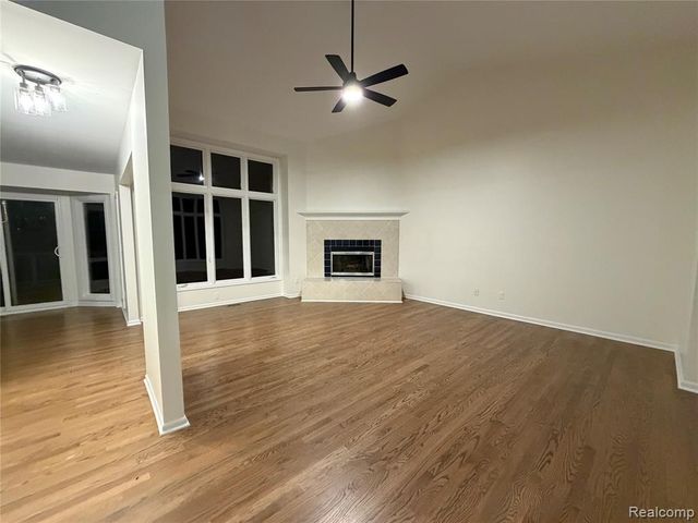 3298 Habitat Trail, Pinckney, MI 48169
