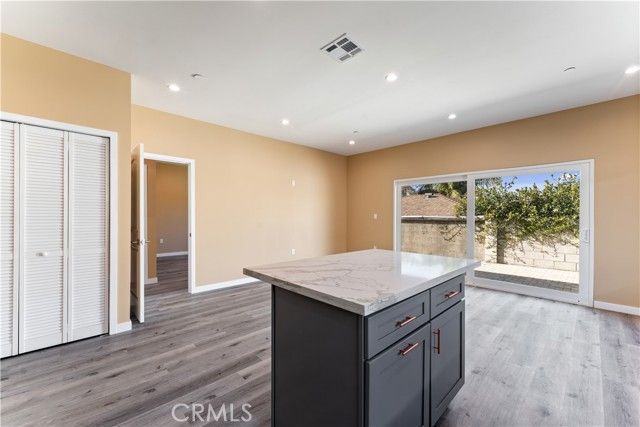 6942 Valmont, Tujunga (los Angeles), CA 91042