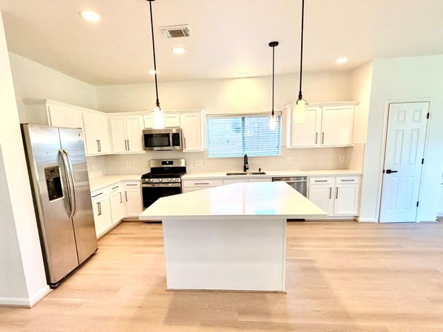 5530 Gable Meadows Drive, Sugar Land, TX 77479