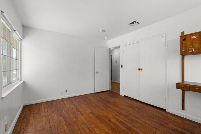 190 W Mckenzie Avenue, Stockton, CA 95204