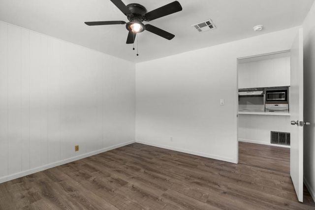 190 W Mckenzie Avenue, Stockton, CA 95204