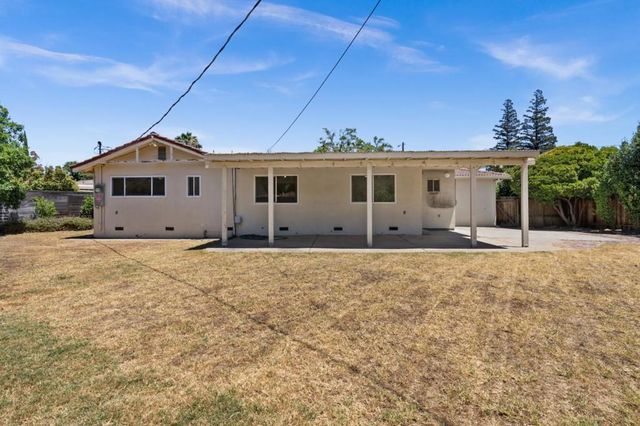 190 W Mckenzie Avenue, Stockton, CA 95204