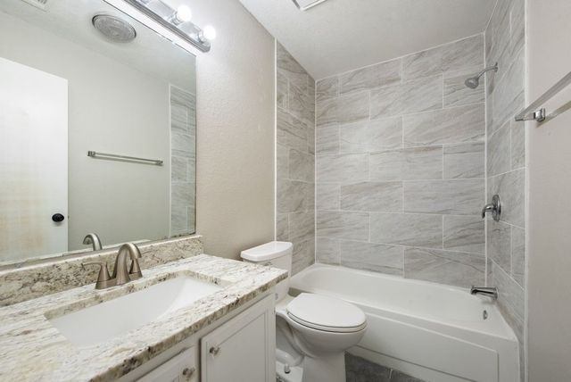 6610 Parkview Lane, North Richland Hills, TX 76182