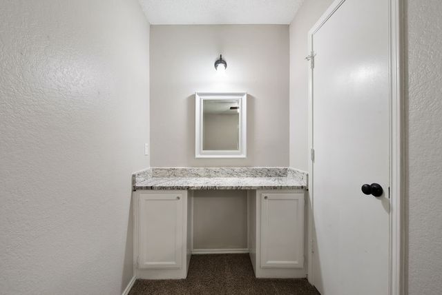 6610 Parkview Lane, North Richland Hills, TX 76182