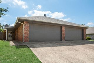 6610 Parkview Lane, North Richland Hills, TX 76182