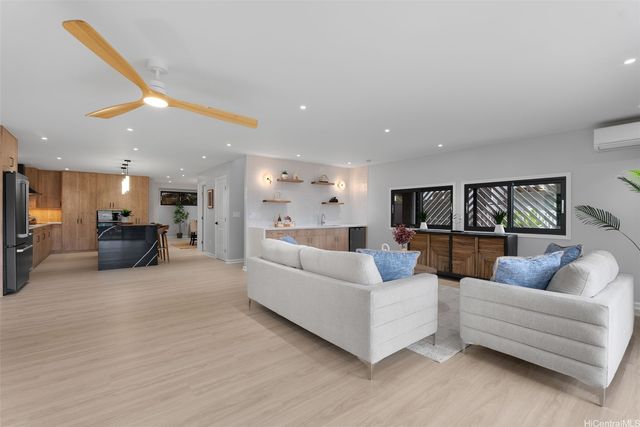 1193 Kika Place, Kailua, HI 96734