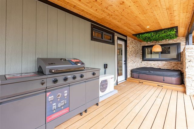 1193 Kika Place, Kailua, HI 96734