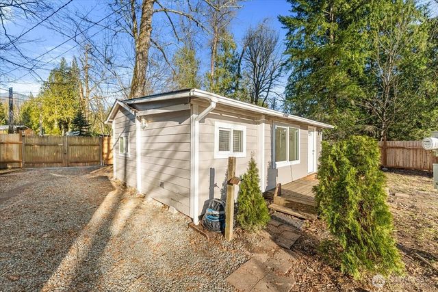 41722 S Shore Drive, Concrete, WA 98237