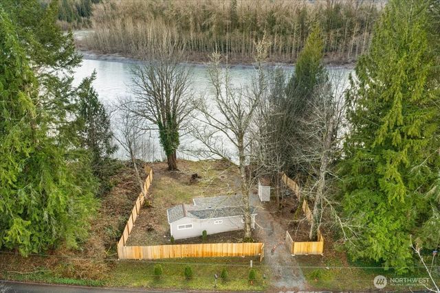 41722 S Shore Drive, Concrete, WA 98237