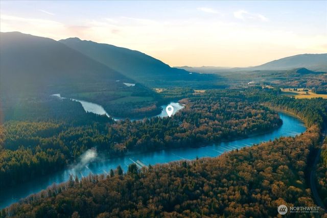 41722 S Shore Drive, Concrete, WA 98237