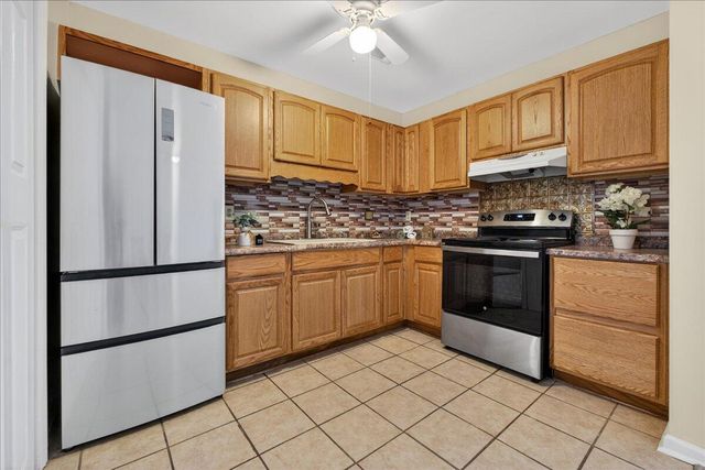 3 Teaneck Road, Goose Creek, SC 29445