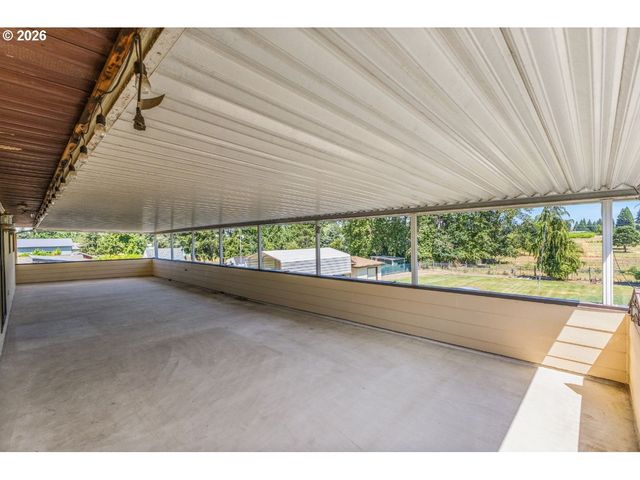 858 IVA Ln, Salem, OR 97317