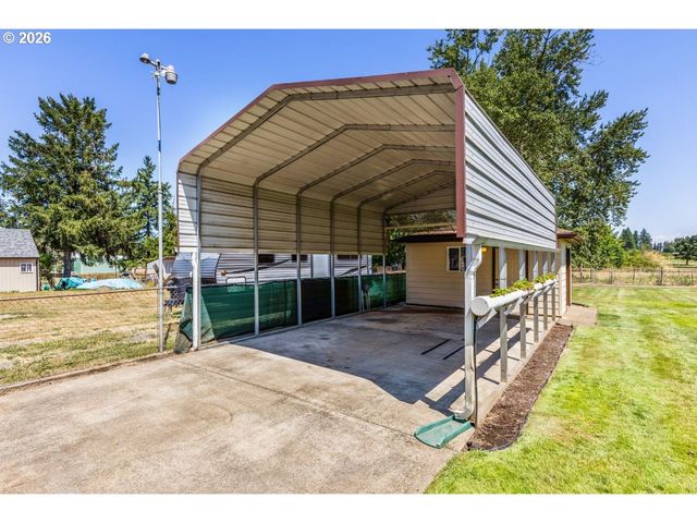 858 IVA Ln, Salem, OR 97317