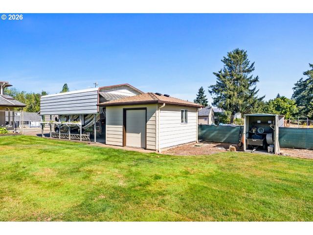 858 IVA Ln, Salem, OR 97317