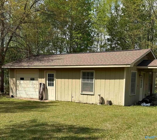 398 Peteet Street, Rainbow City, AL 35906