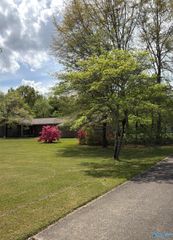 398 Peteet Street, Rainbow City, AL 35906