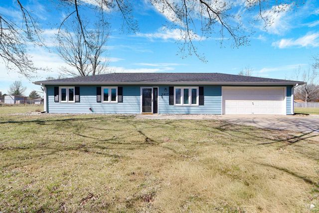 2417 Brookfield Drive, Manhattan, KS 66503