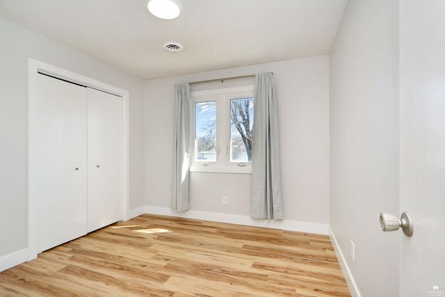 2417 Brookfield Drive, Manhattan, KS 66503