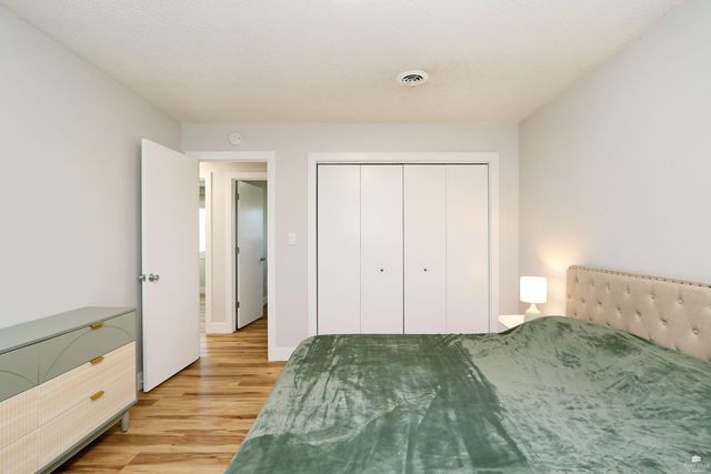 2417 Brookfield Drive, Manhattan, KS 66503