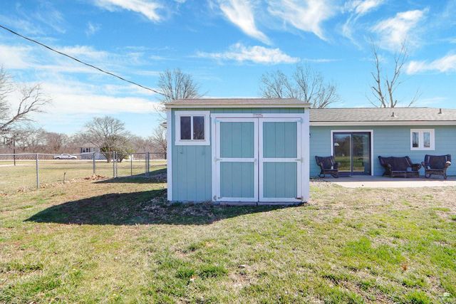 2417 Brookfield Drive, Manhattan, KS 66503
