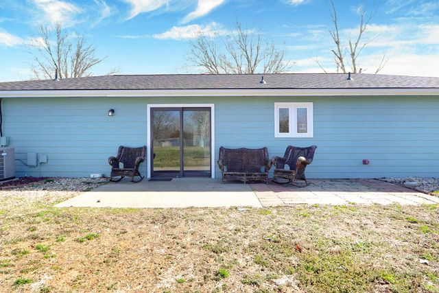 2417 Brookfield Drive, Manhattan, KS 66503
