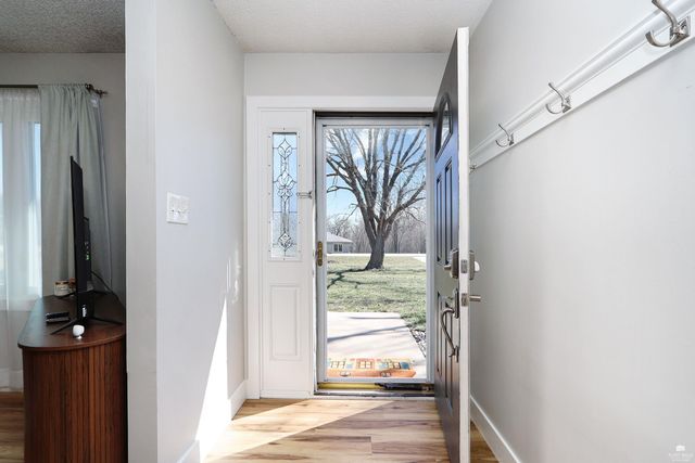 2417 Brookfield Drive, Manhattan, KS 66503