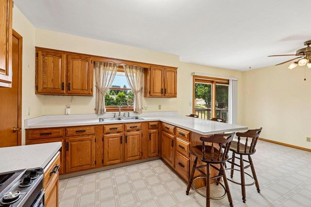443 Park AVENUE, Burlington, WI 53105