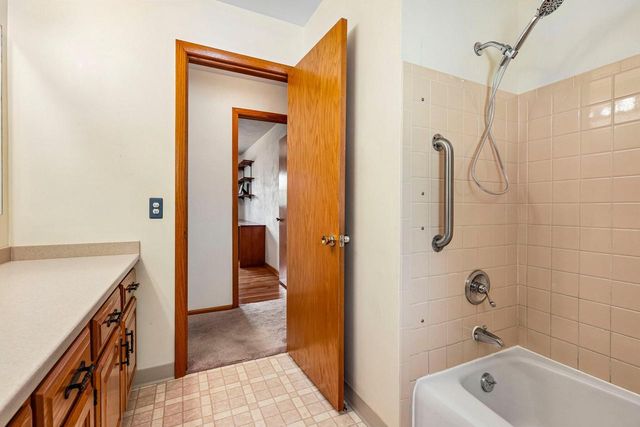 443 Park AVENUE, Burlington, WI 53105