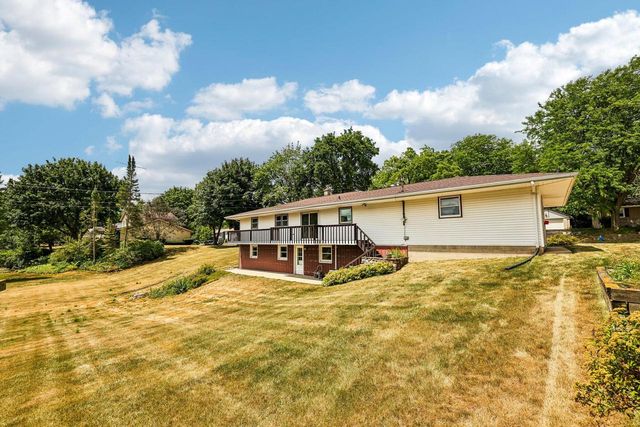 443 Park AVENUE, Burlington, WI 53105