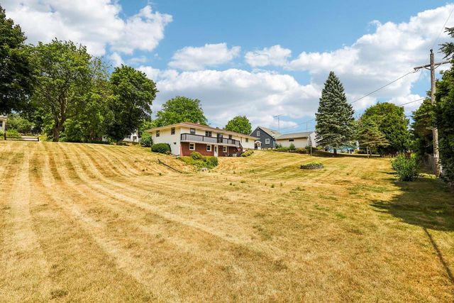 443 Park AVENUE, Burlington, WI 53105