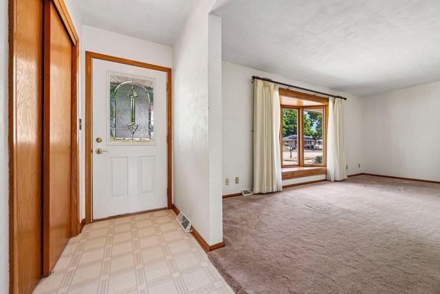 443 Park AVENUE, Burlington, WI 53105