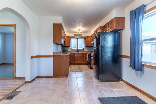 201 E Broadway, Elizabeth, MN 56533