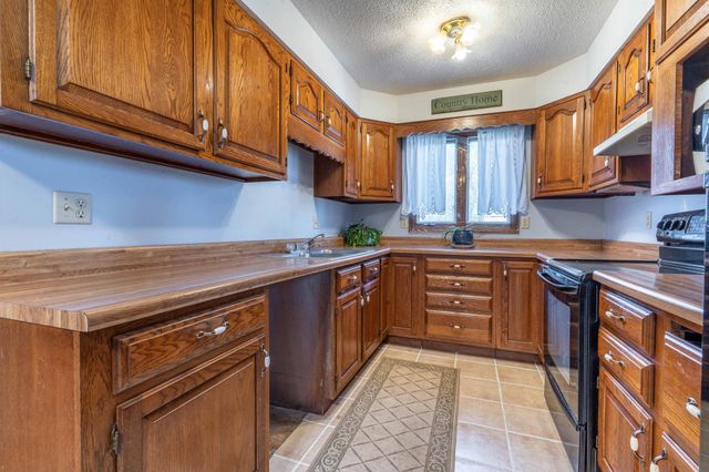 201 E Broadway, Elizabeth, MN 56533