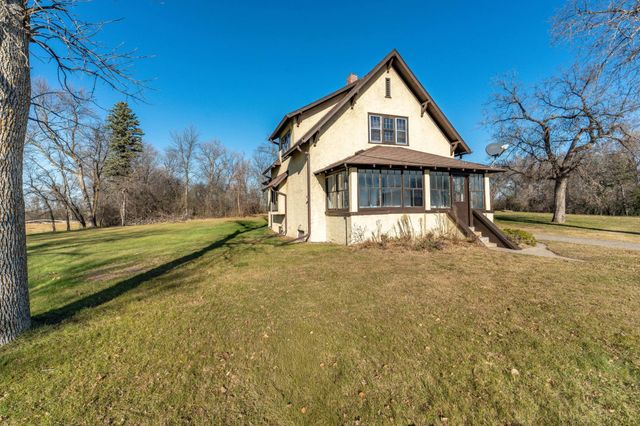 201 E Broadway, Elizabeth, MN 56533