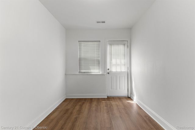 1843 Lathers Street, Garden City, MI 48135