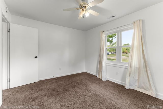 1843 Lathers Street, Garden City, MI 48135