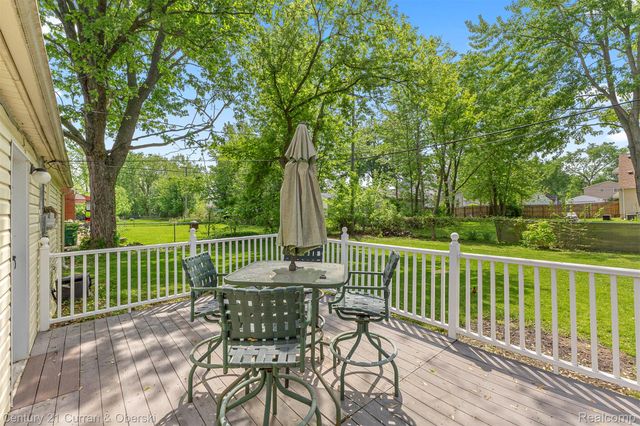 1843 Lathers Street, Garden City, MI 48135